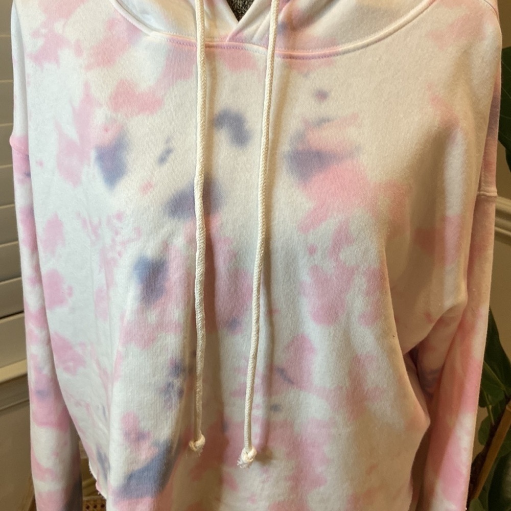 Wild fable cropped pink tie dye hoodie nwt - Picture 2 of 7